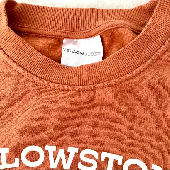 Yellowstone Dutton Ranch Crewneck Sweatshirt Amber Size Small - Picture 6 of 15